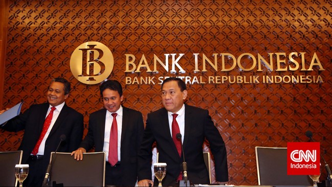 BI akan mempertimbangkan perkembangan ekonomi makro, seperti pertumbuhan inflasi, neraca transaksi berjalan, dan pertumbuhan ekonomi kuartal mendatang.