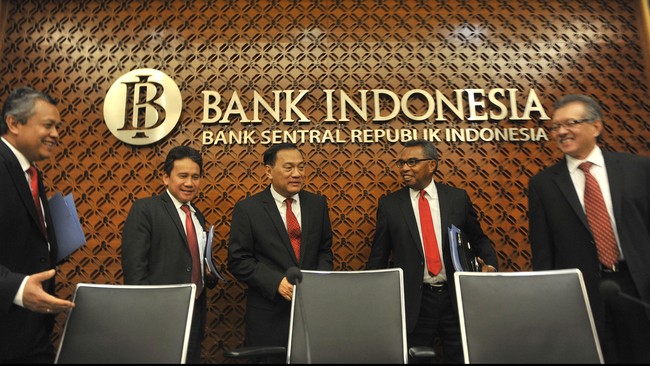 Berdasarkan kurs tengah BI, rupiah hari ini berada di level Rp 13.838 per dolar AS atau menguat 0,1 persen dibandingkan posisi kemarin.