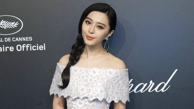 Penggemar meminta Fan Bingbing kembali lantaran sudah beberapa hari bintang 'X-Men' itu tak terdengar kabarnya, bahkan tak aktif di media sosial.