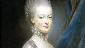Viral Marie Antoinette usai Unggahan Terkait Erina Gudono