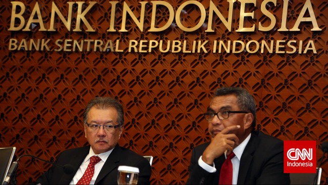 Selain Halim Alamsyah, Jokowi juga mengangkat empat Anggota Dewan Komisioner LPS yaitu Destry Damayanti, Robert Pakpahan, Ronald Waas dan Fauzi Ichsan.