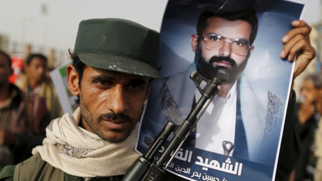 Pejabat AS mengkonfirmasi pertemuan dengan pemberontak al-Houthi, mendesak pembebasan warga AS yang disandera Houthi dan menyerukan gencatan senjata di Yaman.