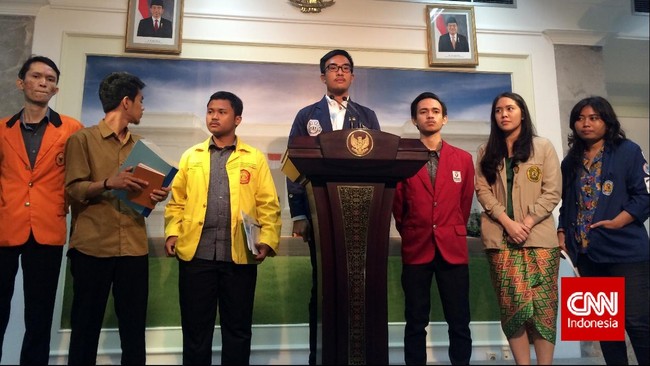 Jokowi menjanjikan tiga hal pada perwakilan mahasiswa, namun mahasiwa mengaku tidak puas dan tetap akan turun ke jalan pada 20 dan 21 Mei nanti.