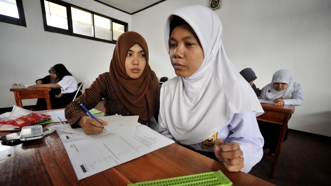Ketua Panitia SBMPTN Rochmat Wahab menegaskan keterbatasan fisik tak akan halangi peserta difabel lakukan ujian SBMPTN.