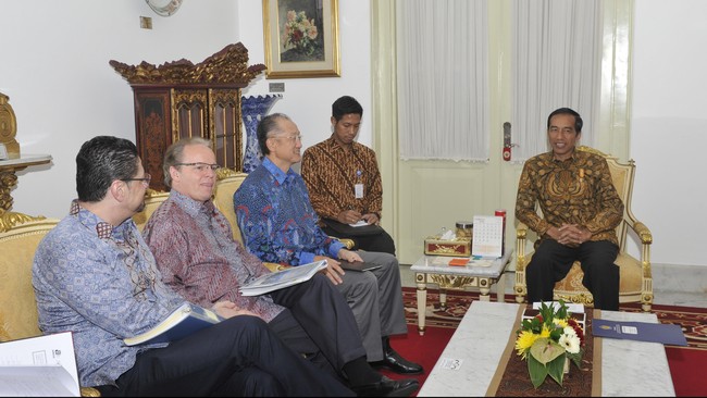 Hibah global ini untuk mendukung pendanaan untuk pelestarian hutan tropis, pengentasan kemiskinan masyarakat sekitar hutan, dan mengurangi kerusakan lingkungan.