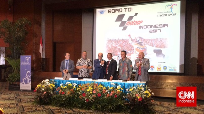 Menteri Pariwisata Arief Yahya menyatakan target Indonesia untuk menjadi tuan rumah seri MotoGP pada 2017-2021.