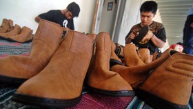 Kemenperin Kenalkan 3 Merek Sepatu Nasional Tahun Depan