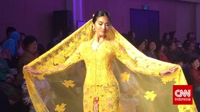 Keunikan Indonesia dalam Kebaya Marga Alam