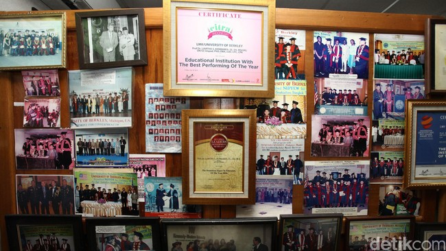 Rektor Universitas Berkley, Liartha S. Kembaren, diperiksa oleh penyidik Bareskrim Polri selama tujuh jam.