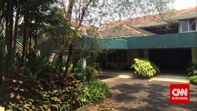 Jejak Sunyi di Jalan Cendana