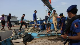 Kementerian Maritim dan TNI AL Adakan Survei Selat Sunda