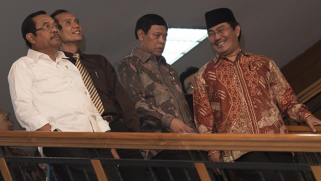 Menurut Menkopolhukam Tedjo Edhy Purdijatno, pelaku dalam kasus Trisakti sudah dihukum. Sementara kasus Munir menurutnya bukan kasus pelanggaran HAM.