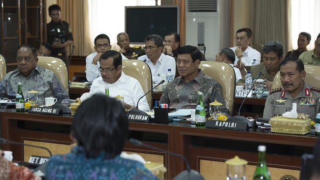 PAN dan Partai NasDem menyebut, kondisi politik, hukum, dan keamanan di Indonesia masih dapat diatasi oleh pemerintahan Presiden Joko Widodo.