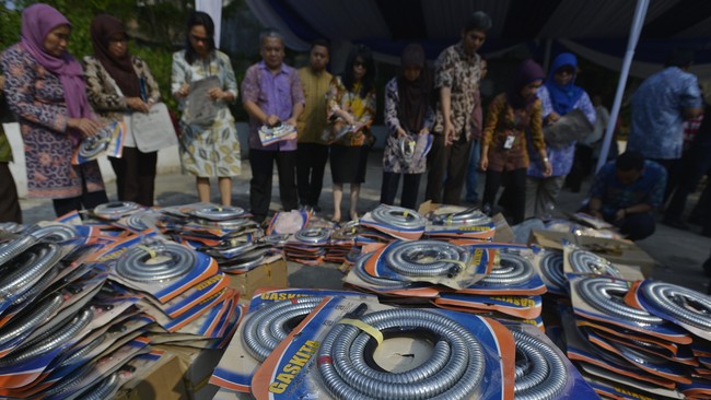 Kemendag mengungkapkan 248 pelaku usaha melanggar aturan perdagangan pada tahun lalu, seperti label dan Standar Nasional Indonesia (SNI).