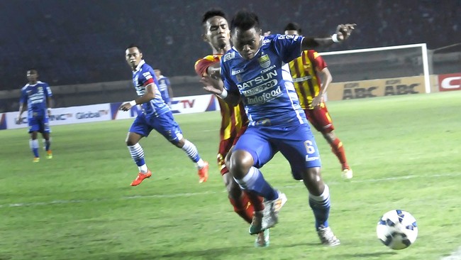 Meski dihadang cuaca panas dan Persib yang memiliki pemain bagus, pelatih Kitchee SC yakin bisa menyingkirkan Maung Bandung dari Piala AFC.