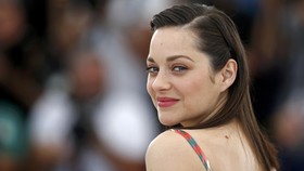 Marion Cotillard, 'Bank' Seksi Perancis di Antara Brangelina