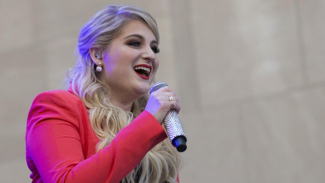 Jelang perilisan album baru bertajuk 'Treat Myself', Meghan Trainor meluncurkan lagu baru bertajuk 'Treat Myself'.