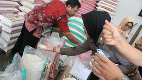 Isu Beras Berpemutih, Polda Metro Uji Sampel Beras Pasar