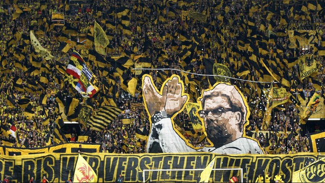 Legenda sepak bola Jerman Franz Beckenbauer mendukung Juergen Klopp setelah mendengar mantan pelatih Borussia Dortmund itu berpeluang menjadi manajer Liverpool.