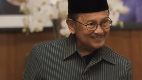 Sambangi Habibie, Sandiaga Bantah Cari Dukungan Pilkada DKI