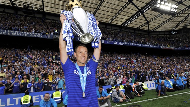 John Terry memulai karier bersama Chelsea sejak di tim junior. Ia menjadi tim inti pada musim 2000/01 dan ingin mengakhiri karier di Stadion Stamford Bridge.