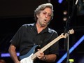 Eric Clapton Umbar Efek Samping Vaksin Covid-19 AstraZeneca