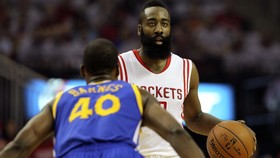 Kalahkan Curry, Harden Pemain Terbaik versi Pebasket NBA