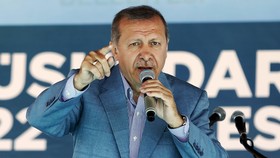Sembilan Terduga ISIS Ditahan terkait Serangan di Turki