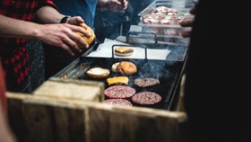 7 Kegiatan Seru saat Staycation Nikmati Malam Pergantian Tahun