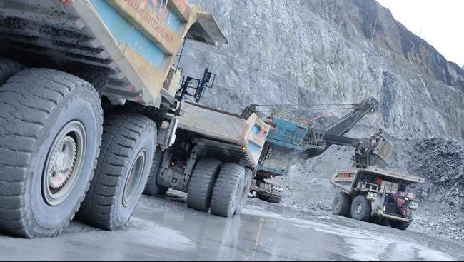 Penurunan produksi tambang Freeport menyeret laju ekonomi Papua minus 15,72 persen sepanjang 2019.