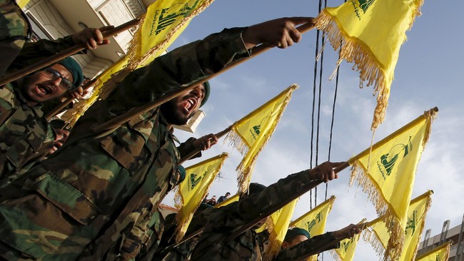 Menyusul penetapan Hizbullah sebagai kelompok teror oleh Liga Arab dan negara Teluk,  Bahrain mendeportasi warga Libanon yang terkait Hizbullah.