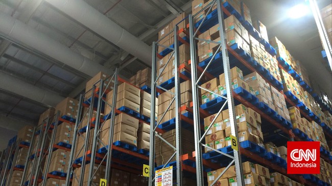 Tingginya permintaan Redoxon dan CDR membuat manajemen Bayer Indonesia meningkatkan kapasitas produksi pabriknya.