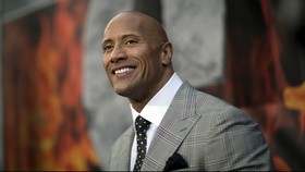 Dwayne Johnson Kenalkan Pemain Lain 'Hobbs and Shaw'