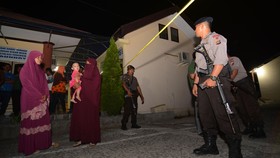 Relawan Wanita dan Dokter Siap Jemput Sisa Kelompok Santoso