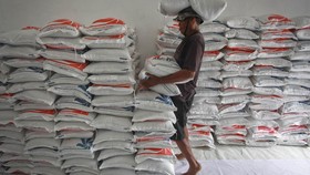 Jokowi Target Perbaikan Program Raskin 2016