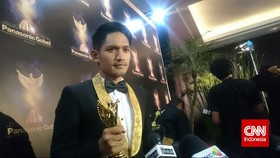 Ibnu Jamil 'Suksesi' Hobi Sepak Bola ke Buah Hati