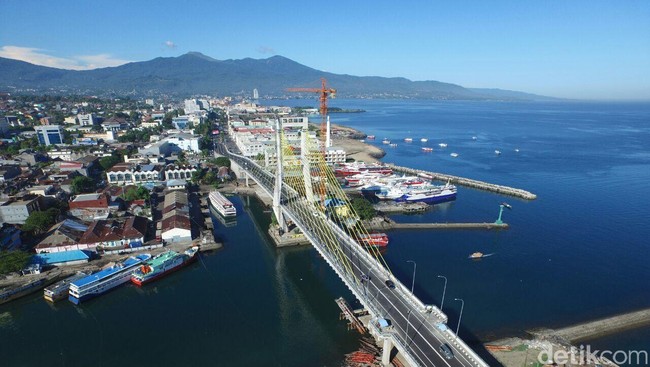Tingginya inflasi Manado sendiri tak lepas dari kian dekatnya perayaan hari raya Natal yang jatuh pada 25 Desember mendatang.