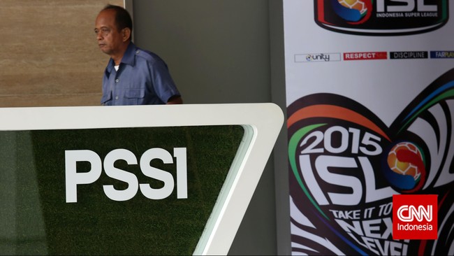 Kemenpora akui kemungkinan ujung damai dari kisruh persepakbolaan dengan Asosiasi Sepak Bola Indonesia, PSSI, masih akan melalui jalan panjang dan berliku.