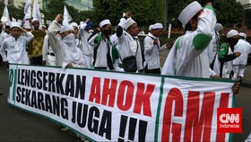 Ulah Pedemo Ahok: Maki Staf 'Cecunguk', Ancam Bakar Gedung