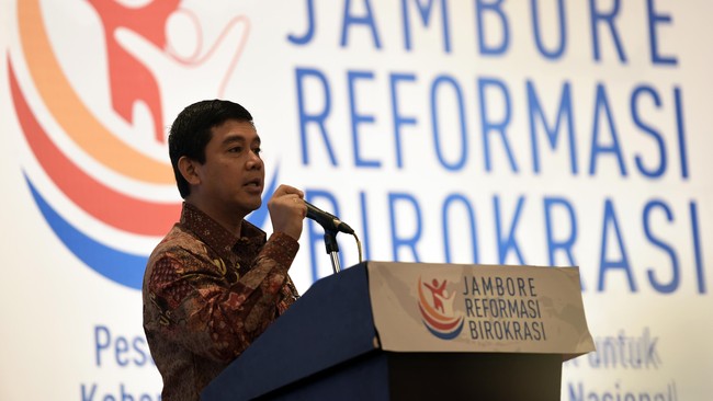 Dewan Kelautan Indonesia (Dekin) menilai pemerintah harus memiliki kebijakan strategis di sektor kelautan dan perikanan yang mengacu pada lima pilar utama.