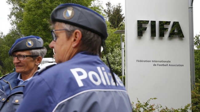 Utusan FIFA akan datang ke Indonesia pada 1 November 2015. Sekjen PSSI menyatakan utusan itu memiliki agenda di Indonesia untuk 2 dan 3 November 2015.