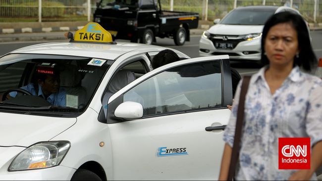 Saratoga Batal Akuisisi Saham Taksi Express Kondisi pasar yang kurang kondusif ditengarai jadi penyebab batalnya pembelian 1,09 miliar saham PT Express Transindo Utama.