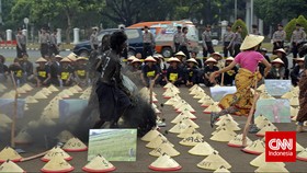 Menentang Berdirinya Mega Proyek PLTU Batang