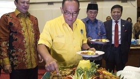 Ical Tetap Berkeras Ambil Jalur Hukum atas Dualisme Golkar