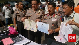 Polisi Tangkap Tersangka Utama Pembuat Ijazah Palsu