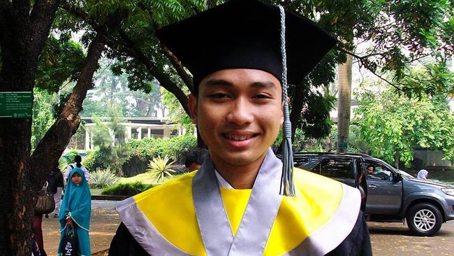 Langkah pertama yang diambil Adri menjelang puasa adalah ke dokter untuk melakukan konsultasi.