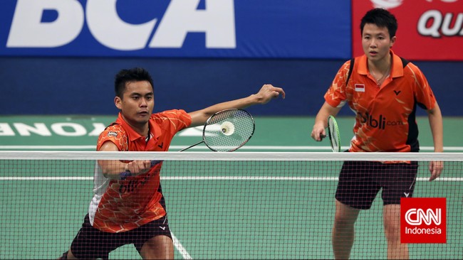 Faktor mental membuat pasangan Tontowi Ahmad/Liliyana Natsir takluk di tangan ganda Inggris di pertandingan pertama BWF World Super Series Finals 2015.