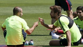 Misteri Mascherano Bungkam pada Media Spanyol