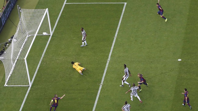 Performa Ivan Rakitic mengundang pujian banyak orang namun ia sendiri juga ternyata begitu terkagum-kagum dengan para pemain Barcelona.