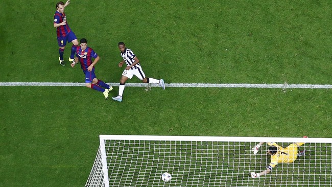 Barcelona berhasil meraih treble setelah memenangkan Liga Champions dini hari ini. Namun, ada fakta lain seputar final Liga Champions yang juga serba tiga.